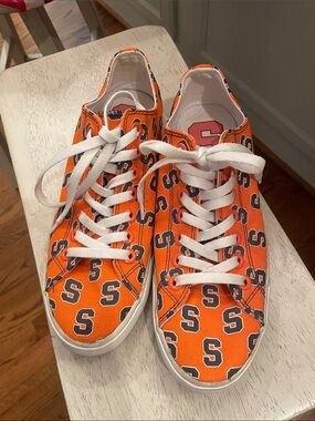 Row One Syracuse sneakers sz 9